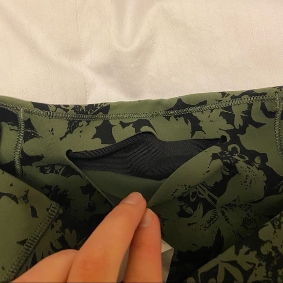 Lululemon Align Leggings - Picture 4 of 4